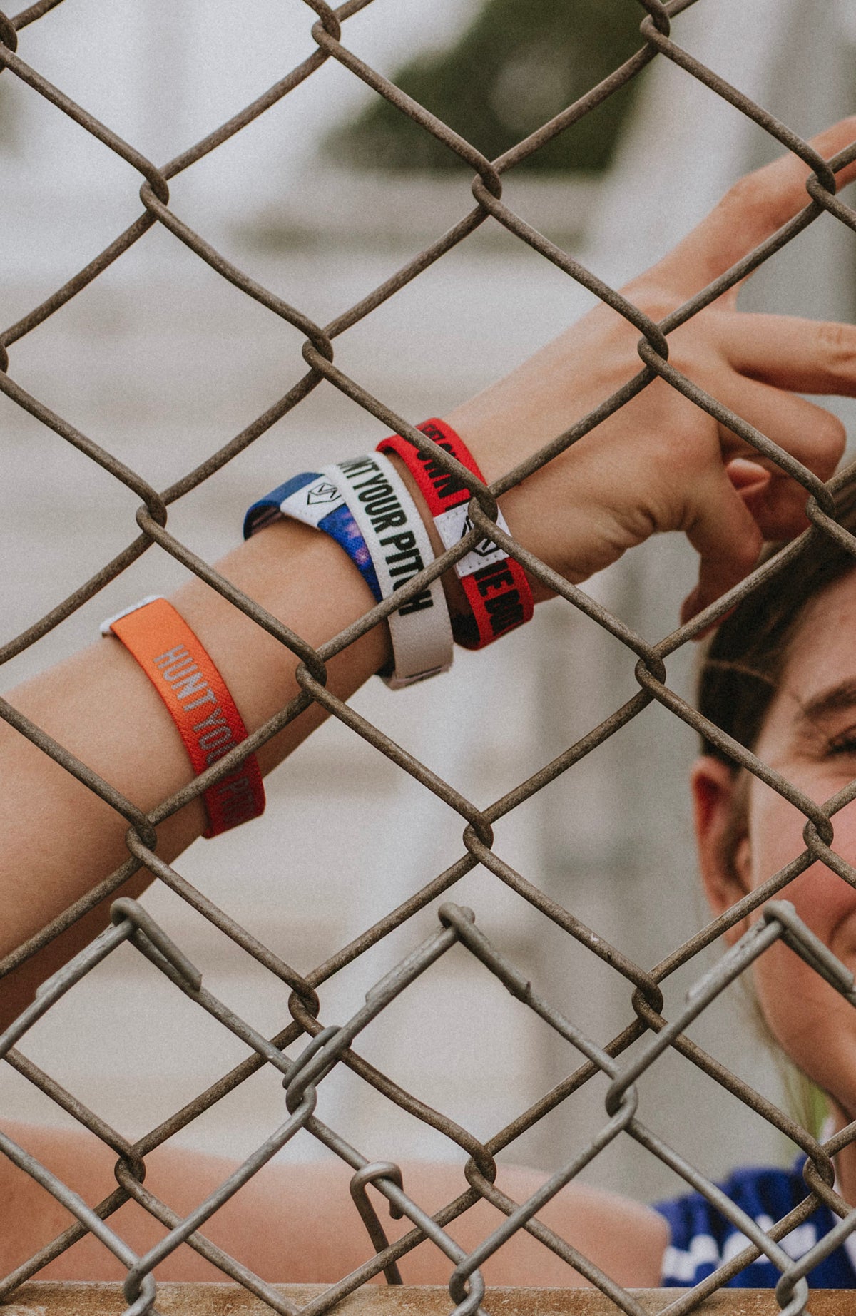 Hunt Your Pitch VAULTED ATHLETE ™ TAP Band | Citrus Fade Orange into Green Fade Message Confidence Wristband for Softball & Baseball