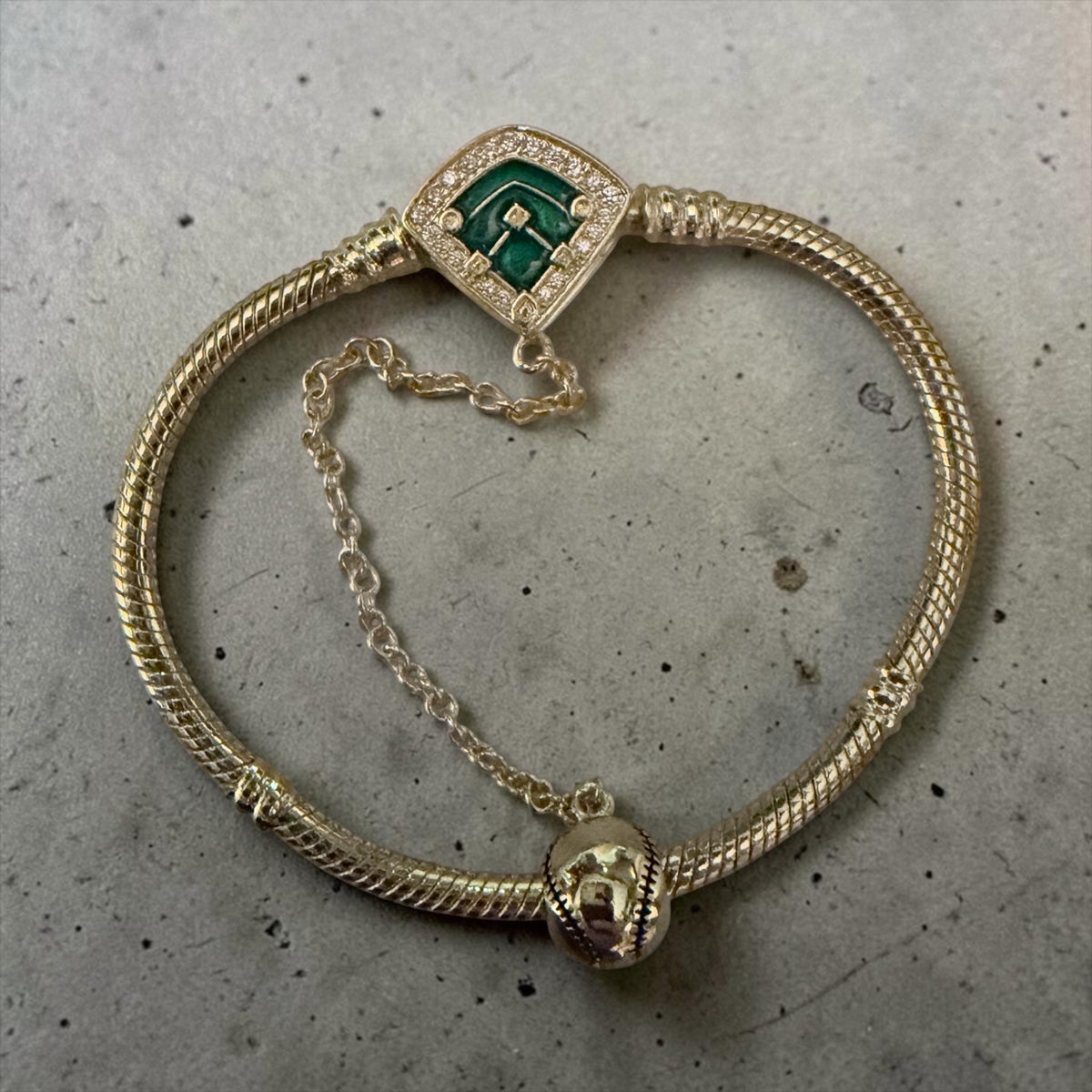 VAULTED Green Field 18K Gold-Plated Copper Clasp Bracelet 🥎✨